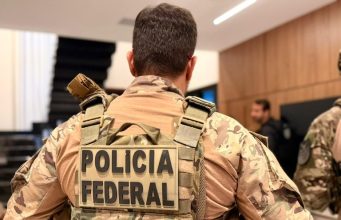 Operação da PF sobre roubo de ouro cumpre mandados em delegacia e condomínios de Manaus