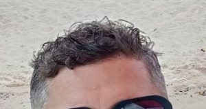 Polícia Civil divulga imagem de homem que desapareceu no bairro Lago AzulInformações podem ser repassadas pelos números (92) 3667-7713, da Deops; 197 ou (92) 3667-7575, da PC-AM; ou 181, da SSP-AM. Polícia Civil divulga imagem de homem desapareceu no bairro Lago Azul