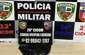 Polícia Militar do Amazonas prende homem de 20 anos com porções de maconha, cocaína e oxiAção da 26ª Cicom ocorreu durante incursão no conjunto Viver Melhor. Polícia Militar do Amazonas prende homem de 20 anos com porções de maconha, cocaína e oxi