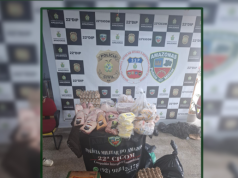 Polícia Militar do Amazonas prende duas funcionárias após confissão de furto em bar e restaurante na zona centro-sul Polícia Militar do Amazonas prende duas funcionárias após confissão de furto em bar e restaurante na zona centro-sul