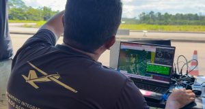 SSP-AM inicia operação com aeronave não tripulada em combate ao narcotráfico no AmazonasO veículo aéreo não tripulado tem autonomia de voo de até 12 horas em locais de mais difíceis acessos. SSP-AM inicia operação com aeronave não tripulada em combate ao narcotráfico no Amazonas