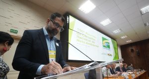 Amazonas firma protocolo com o Ministério do Meio Ambiente para fortalecer a educação ambiental e climáticaParceria busca ampliar a governança da educação ambiental por meio da cooperação entre União, Estados e Municípios. Amazonas firma protocolo com o Ministério do Meio Ambiente para fortalecer a educação ambiental e climática