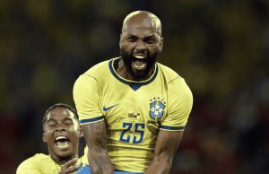 Ancelotti escala 2 times e seleção se despede com goleada sobre PanamáBrasil vence por 6 a 2, com quatros gols dos reservas na segunda etapa. Ancelotti escala 2 times e seleção se despede com goleada sobre Panamá