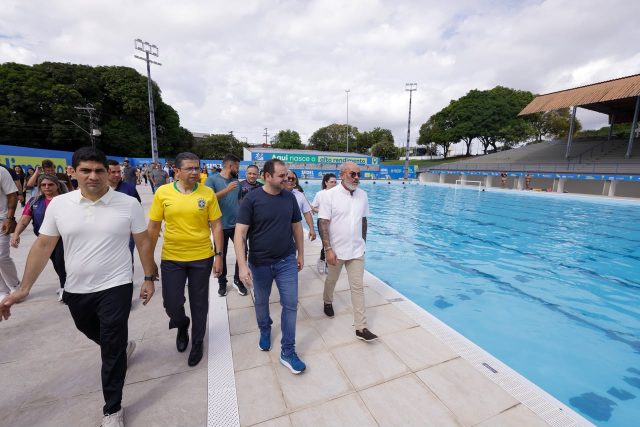 Governador Roberto Cidade anuncia ampliação do Vila Aberta para Todos também às quartas-feiras
