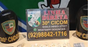 PMAM prende homem com mais de 50 trouxinhas de entorpecentes em terreno baldio na zona leste de ManausSuspeito foi flagrado separando e armazenando o material ilícito dentro de uma lata. PMAM prende homem com mais de 50 trouxinhas de entorpecentes em terreno baldio na zona leste de Manaus
