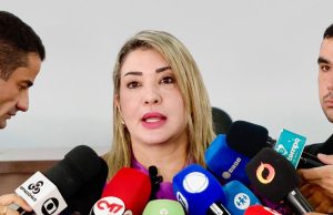 PC-AM prende homem por extorquir e agredir mulher grávidaNa ocasião, a vítima foi agredida a pauladas por uma dívida inexistente de 3 mil reais. PC-AM prende homem por extorquir e agredir mulher grávida