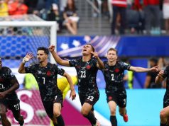 Com gol no final, Canadá vence Africa do Sul e vai às oitavas da Copa Com gol no final, Canadá vence Africa do Sul e vai às oitavas da Copa