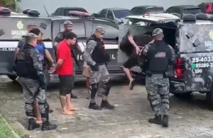 Suspeitos de invadir casa de policial militar são presos em motel e residência em Manaus Suspeitos de invadir casa de policial militar são presos em motel e residência em Manaus