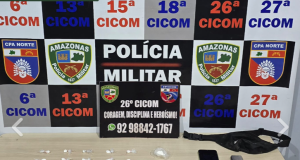 Polícia Militar do Amazonas captura foragido da Justiça e apreende drogas durante ação na zona norteCom ele foram apreendidas 34 porções de entorpecentes, dinheiro, balança de precisão e celular no bairro Santa Etelvina. Polícia Militar do Amazonas captura foragido da Justiça e apreende drogas durante ação na zona norte