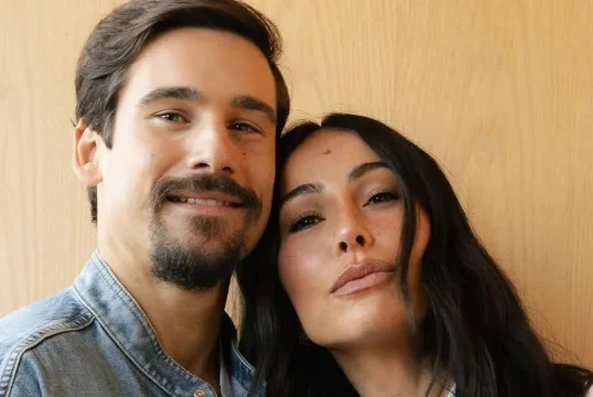 Casal Sabrina Sato e Nicolas Prattes anuncia sexo do primeiro filho juntos; veja o vídeo Casal Sabrina Sato e Nicolas Prattes anuncia sexo do primeiro filho juntos