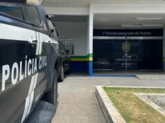 Homem é preso em Manaus suspeito de vender o mesmo carro para dezenas de vítimas e causar prejuízo de R$ 1 milhão Homem é preso em Manaus suspeito de vender o mesmo carro para dezenas de vítimas e causar prejuízo de R$ 1 milhão