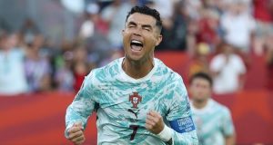 Portugal vira sobre a Croácia em jogo dramático e avança às oitavas com gols de Cristiano Ronaldo e Gonçalo RamosSeleção portuguesa garante vitória por 2 a 1 em Toronto após decisão polêmica do VAR e garante vaga no mata-mata da Copa do Mundo. Portugal vira sobre a Croácia em jogo dramático e avança às oitavas com gols de Cristiano Ronaldo e Gonçalo Ramos