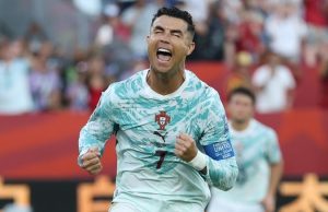 Portugal vira sobre a Croácia em jogo dramático e avança às oitavas com gols de Cristiano Ronaldo e Gonçalo RamosSeleção portuguesa garante vitória por 2 a 1 em Toronto após decisão polêmica do VAR e garante vaga no mata-mata da Copa do Mundo. Portugal vira sobre a Croácia em jogo dramático e avança às oitavas com gols de Cristiano Ronaldo e Gonçalo Ramos