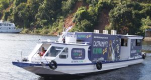 Amazonas recebe primeiro Castramóvel Fluvial do mundo para atendimento veterinário em comunidades ribeirinhasUnidade inédita vai levar castração gratuita e serviços veterinários a comunidades ribeirinhas, ampliando o acesso às políticas públicas de proteção animal. Amazonas recebe primeiro Castramóvel Fluvial do mundo para atendimento veterinário em comunidades ribeirinhas