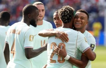 França é a primeira semifinalista da Copa após 2 a 0 sobre Marrocos França é a primeira semifinalista da Copa após 2 a 0 sobre Marrocos