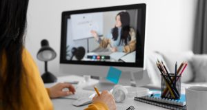CIEE oferece 53 cursos gratuitos com certificado durante as férias de julho; saiba como participarPlataforma Saber Virtual disponibiliza capacitações on-line para estudantes que desejam desenvolver habilidades e aumentar as chances no mercado de trabalho. CIEE oferece 53 cursos gratuitos com certificado durante as férias de julho; saiba como participar