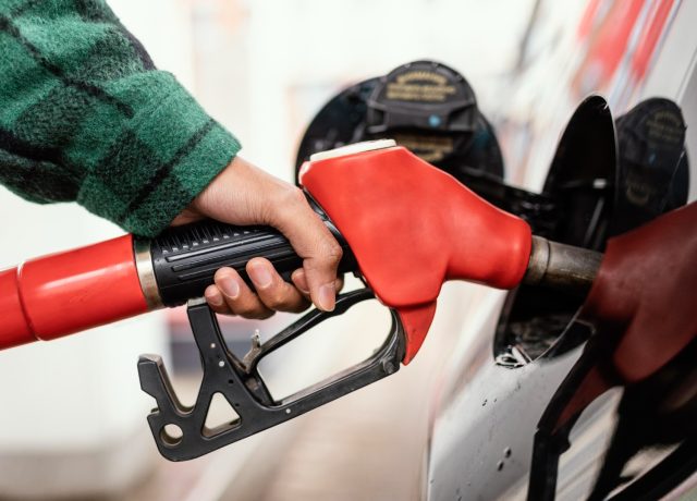 ANP cria app para motorista conferir qualidade de posto de combustível