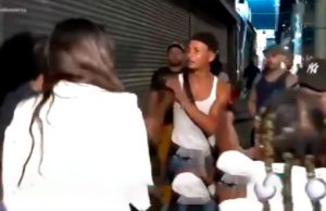 Homem é agredido após tentar ajudar menina desaparecida; caso repercute nas redes sociaisRelato que circula na internet afirma que homem acionou a polícia diversas vezes enquanto aguardava atendimento; até o momento, não há confirmação oficial sobre os fatos.